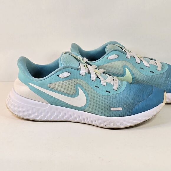 Nike‎ Revolution 5 D2N Kids Size 6Y Sneakers Low Aurora Green Shoes CW1410-300 - Picture 4 of 8
